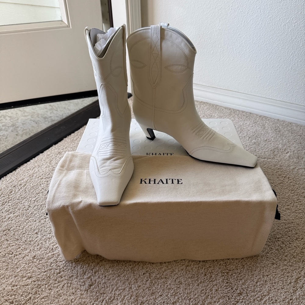 KHAITE White Heeled Boots - Picture 2 of 12